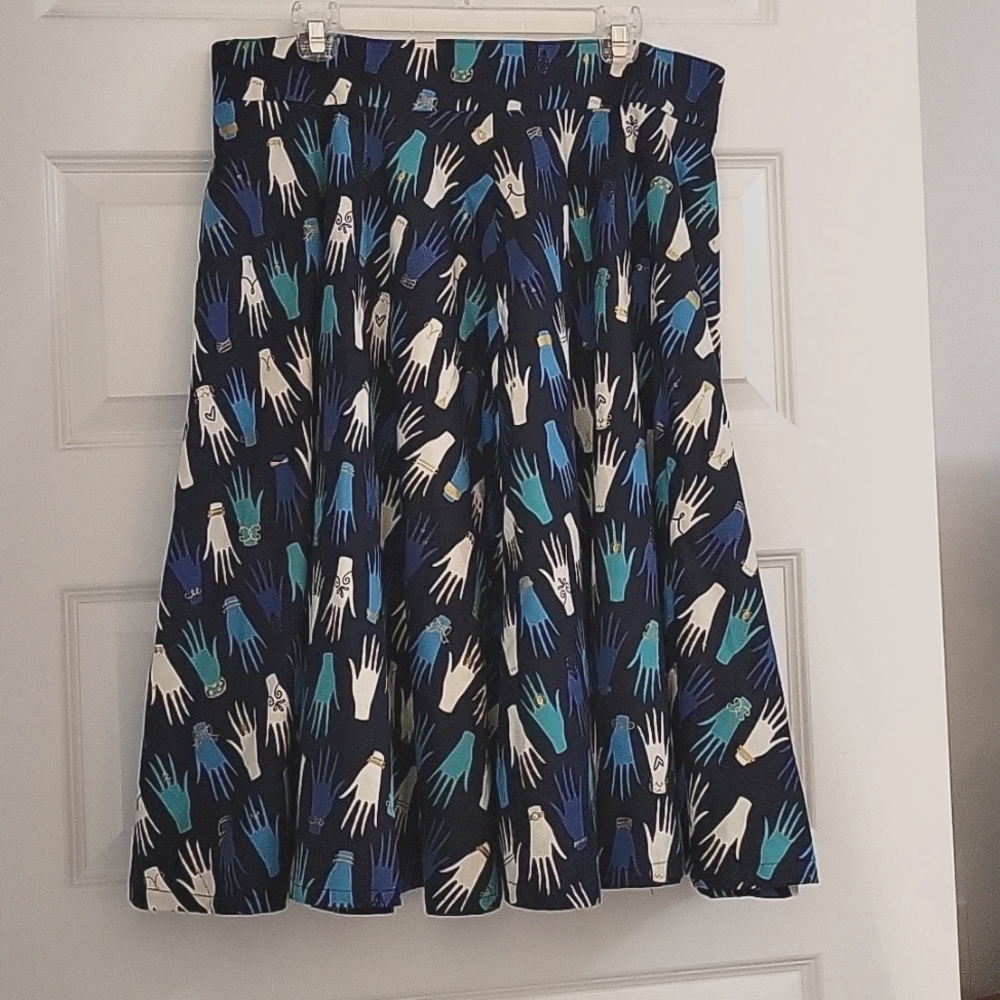 Oblong Box Shop Skirt
